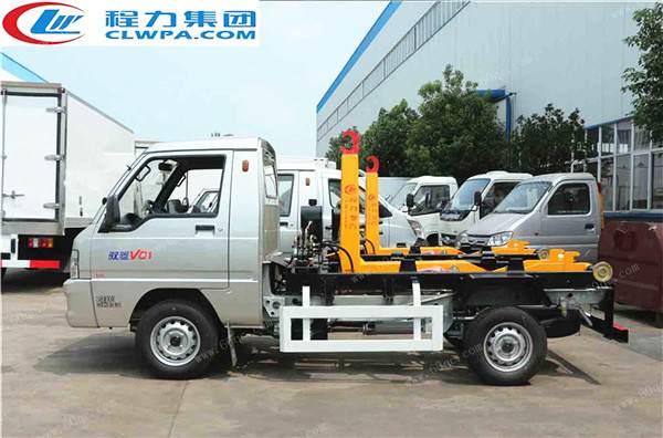 國五福田馭菱勾臂式垃圾車