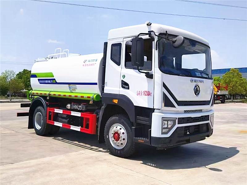 程力灑水車