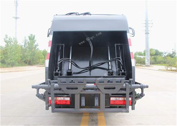 東風小多利卡壓縮垃圾車