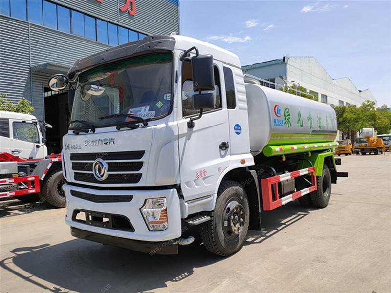 山西地區高品質灑水車，12噸東風D3灑水車等待交付