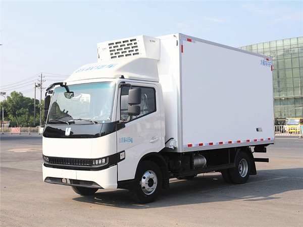 吉利遠(yuǎn)程星智H8E純電冷藏車(chē)