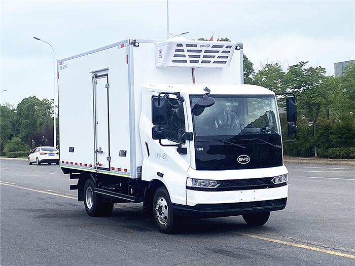 比亞迪T5DM混動冷藏車